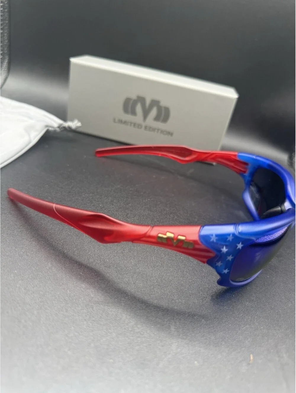M-Experiment Jigawatt Stars & Stripes Glacier Plasmachromatic Polarized LE50
